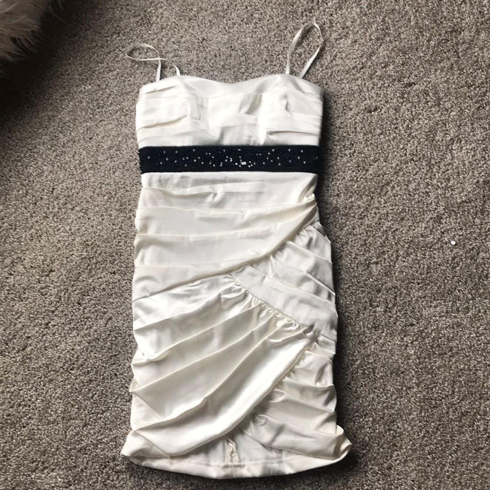 Vintage Cream Short Prom Dress
